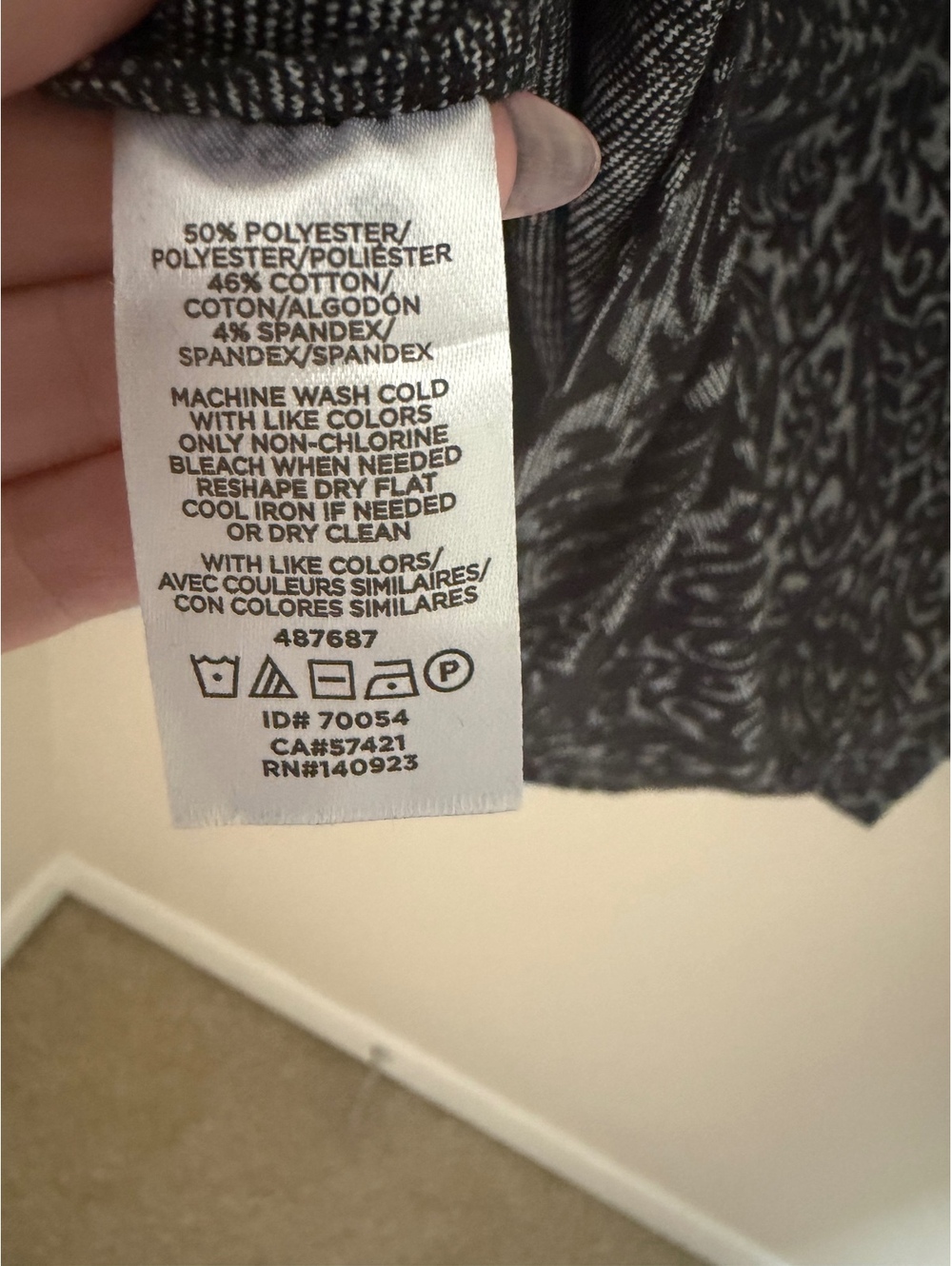 XL Loft, Black & Gray long sleeved top - Picture 3 of 4
